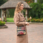 Medium Crossbody With Double Zip Pockets - 447