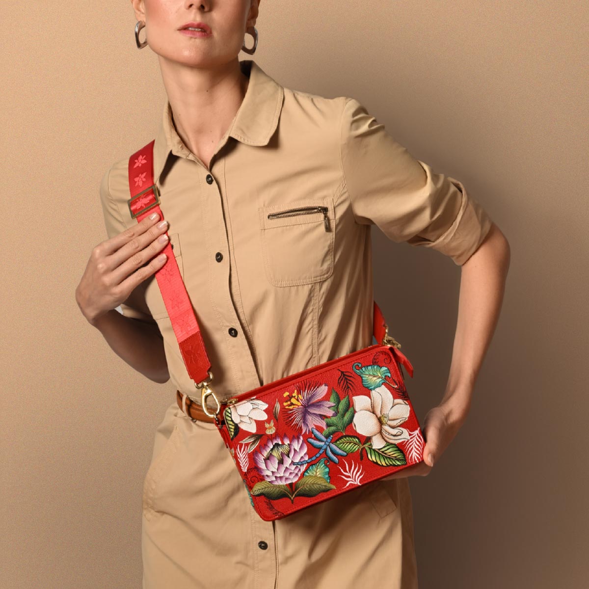 700-BML_Crossbody-02.jpg