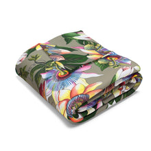 Load image into Gallery viewer, Floral Passion Arctic Fleece Blanket
